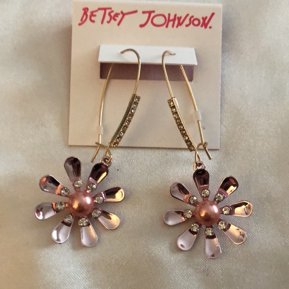 Betsey Johnson Pink Metallic Flower Drop Earrings Faux Pearl & Crystal NWT - Picture 3 of 10
